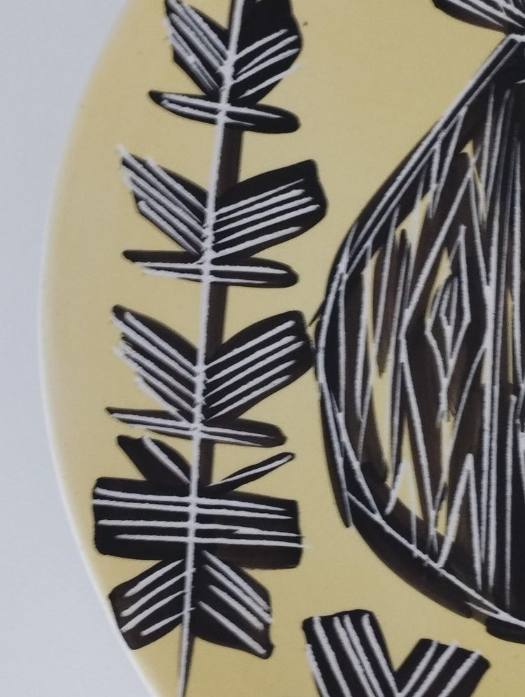 Vallauris plate with incised decoration.