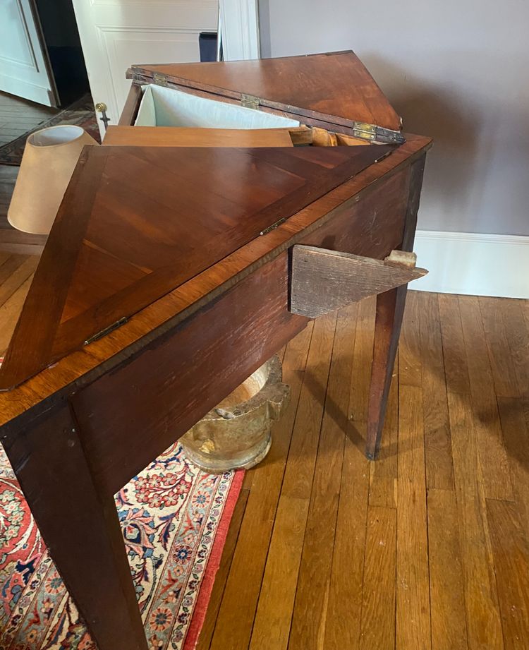coiffeuse d'angle d'époque Louis XVI
