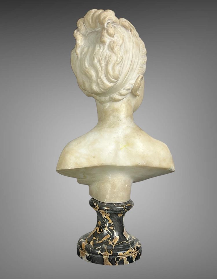 BUSTE EN MARBRE DU XIXe REPRESENTANT LOUISE BRONGNIART D APRES HOUDON (1741-1828