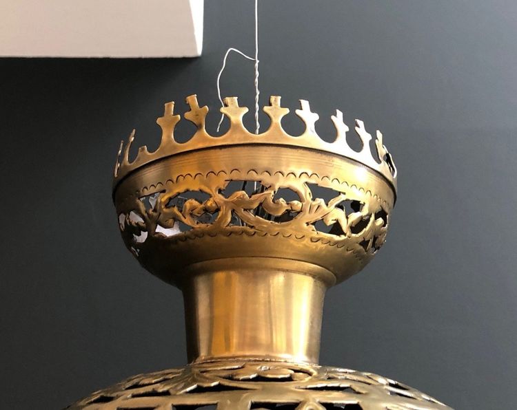 Außergewöhnliche orientalische Laterne aus Messing. Orientalische Arbeit. Ende des 19. Jahrhunderts