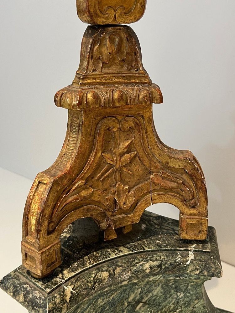 Grand Candelabra En Bois Sculpté Doré Sur Socle Patiné. French work. Circa 1900