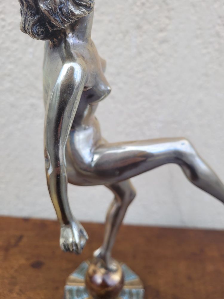 Danseuse Aux Balles En Bronze Argenté, Art Deco, 20th Century