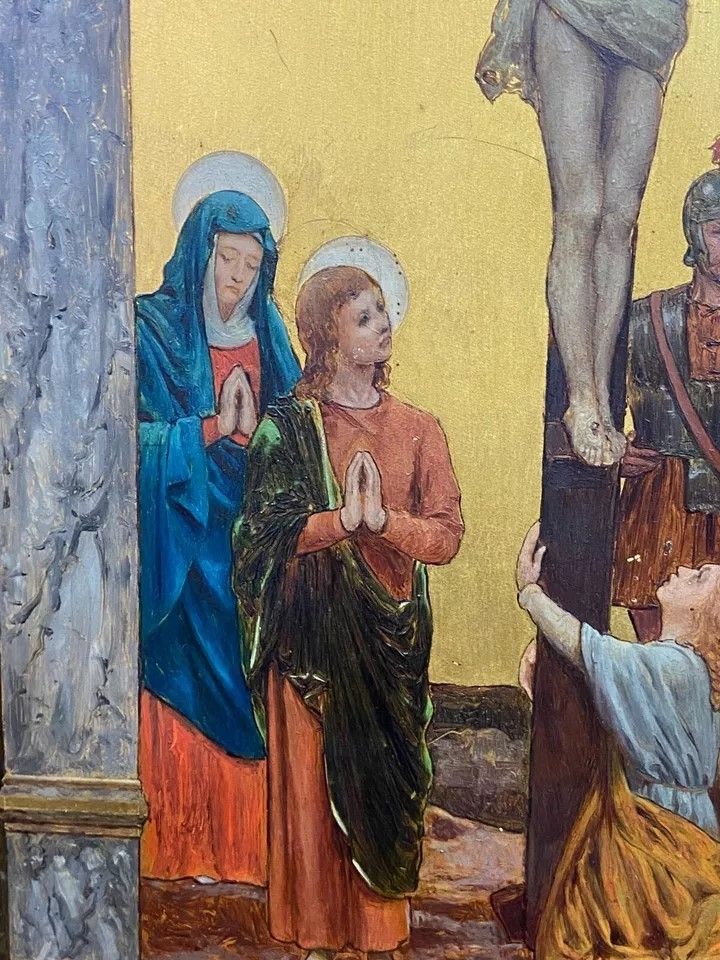 Großes Triptychon Nussbaum geschnitzt Neogotischer Stil Kreuzigung Christus Berg Golgatha
