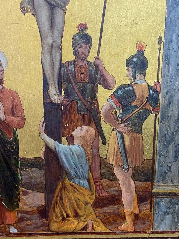 Großes Triptychon Nussbaum geschnitzt Neogotischer Stil Kreuzigung Christus Berg Golgatha