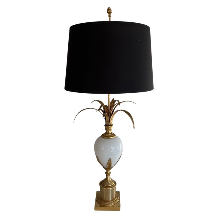 White Opaline And Nickel Ostrich Egg Lamp In The Taste Of Home Charles