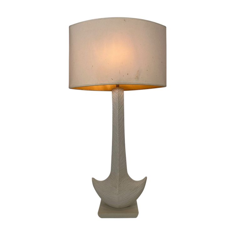 Lampada di design in ceramica bianca. Opera francese di L Drummer. Circa 1970