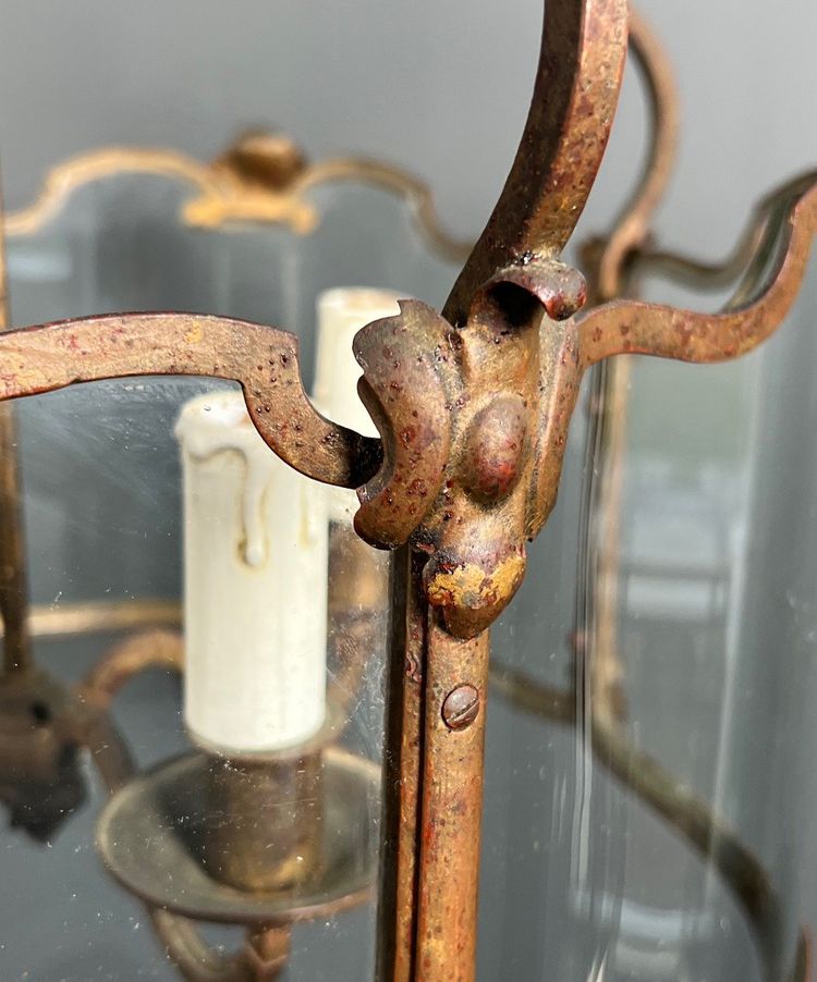 Lantern En Fer Forgé Battu Doré Et Verres Galbés. French work. Circa 1940