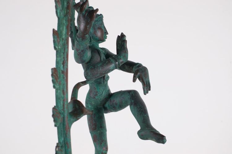 Grande Shiva Nataraja in bronzo