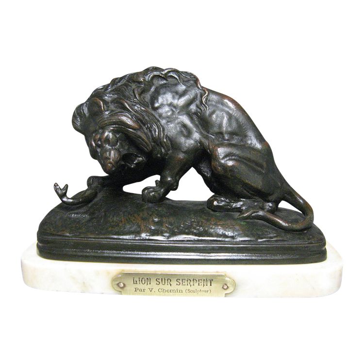 Bronze Skulptur Löwe Mit Schlange Von Victor Chemin.