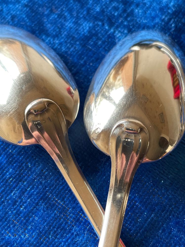 12 art deco teaspoons.