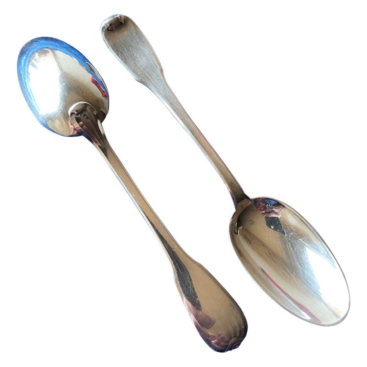 12 art deco teaspoons.
