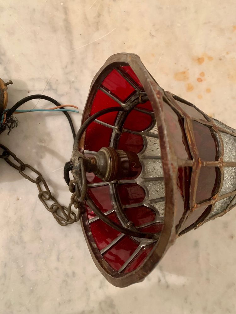 Small stained-glass hanging lamp