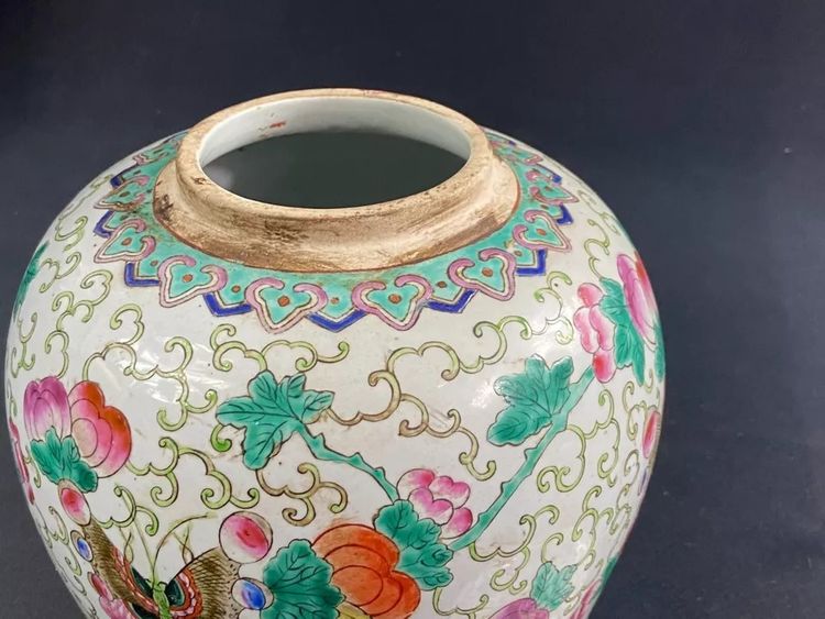 Ingwer-Topf aus China Porzellan XIX Blumen-Dekor mit Schmetterlingen