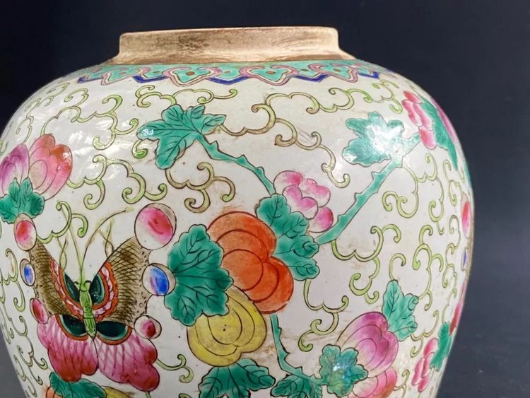 Ingwer-Topf aus China Porzellan XIX Blumen-Dekor mit Schmetterlingen