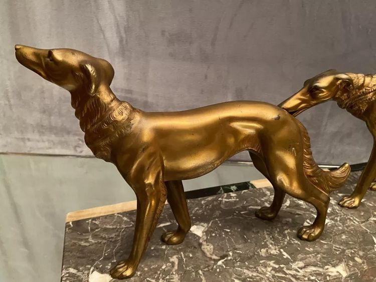 Large Art Deco sculpture of greyhounds on onyx signed Salvatore MELANI 1902-1934