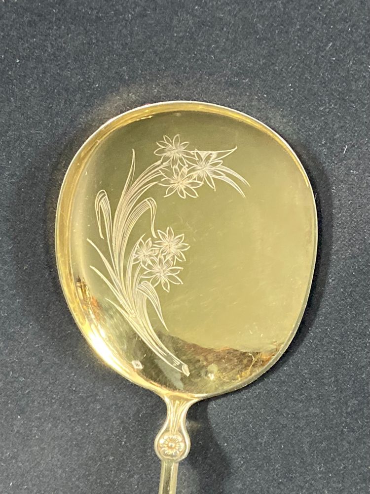 Regency-style ice-cream scoop in silver vermeil signed PUIFORCAT