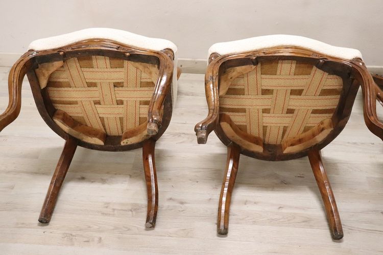 Dining Chairs in Carved Walnut, Mid-19th Century