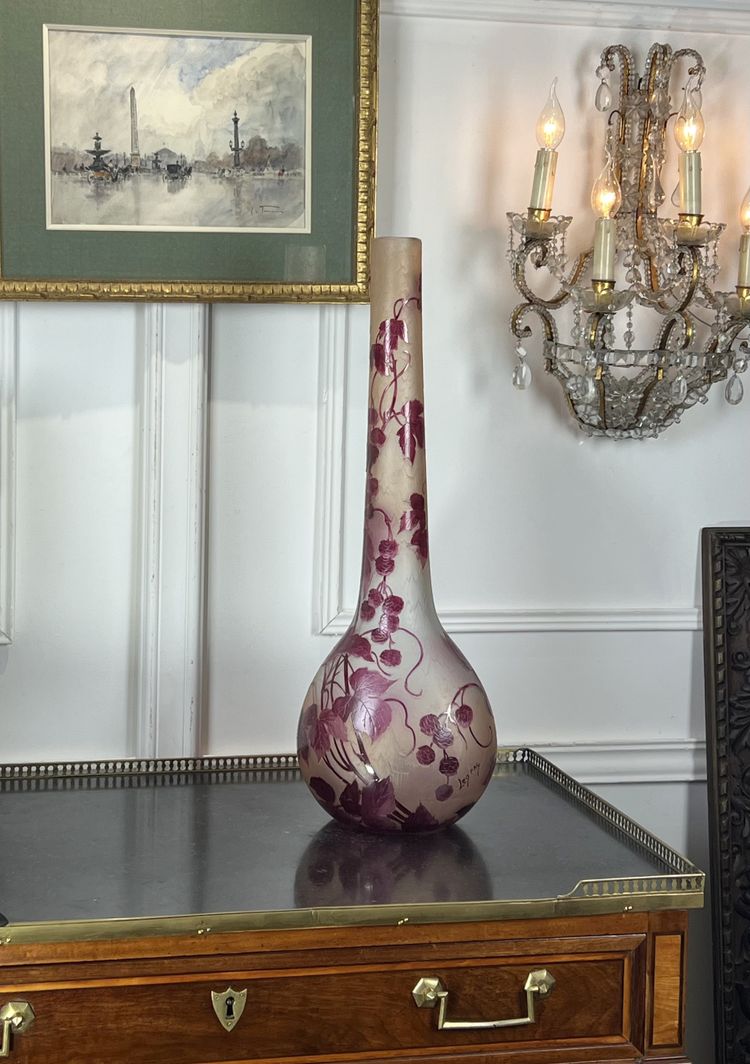 IMPORTANT OVOIDE VASE SIGNIERT LEGRAS IN GIEFERGLAS MIT MÛRIERDECK 65 CM HOCH