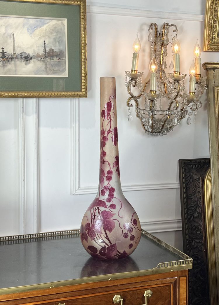 IMPORTANT OVOIDE VASE SIGNIERT LEGRAS IN GIEFERGLAS MIT MÛRIERDECK 65 CM HOCH