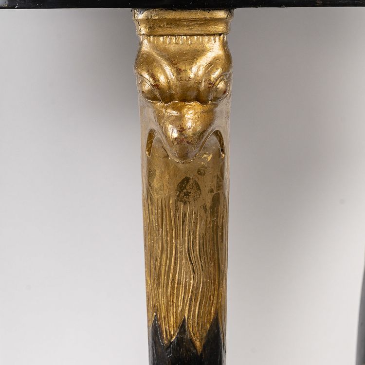 Black lacquered pedestal table decorated with eagle heads Consulat period (1799-1804)