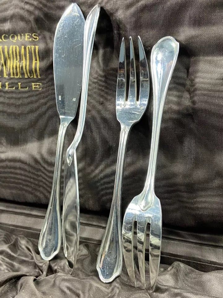 Servizio di pesce Luigi XV Ravinet d'Enfert in argento con filetto di violino