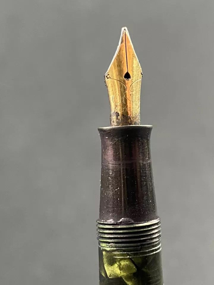 Stylo plume vintage 1940 marbré vert Unic Mondial