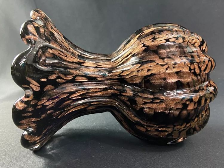 Signed Murano Venice crystal vase, gold inclusion on black background