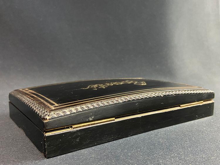 Scatola da gioco in palissandro laccato nero e ottone intarsiato Napoleone III