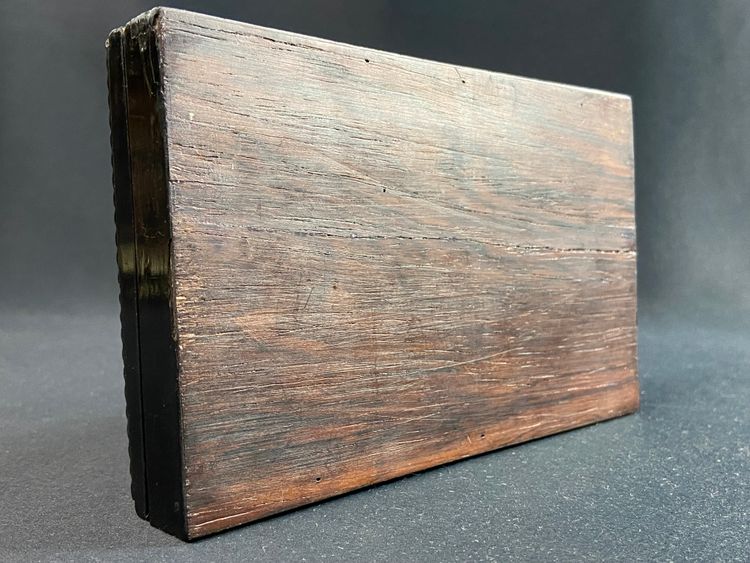 Scatola da gioco in palissandro laccato nero e ottone intarsiato Napoleone III