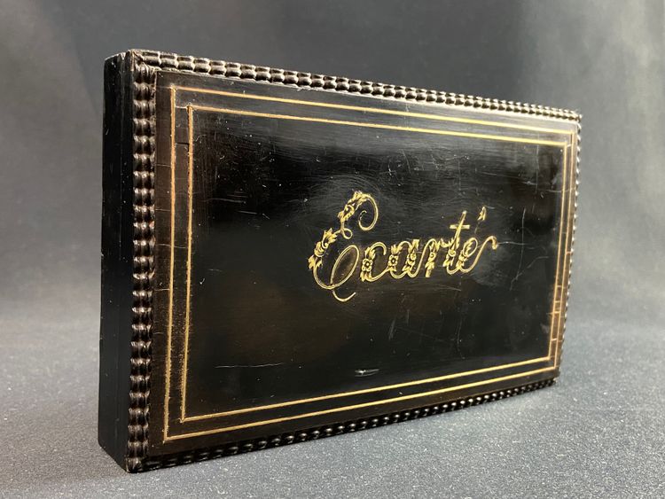 Scatola da gioco in palissandro laccato nero e ottone intarsiato Napoleone III