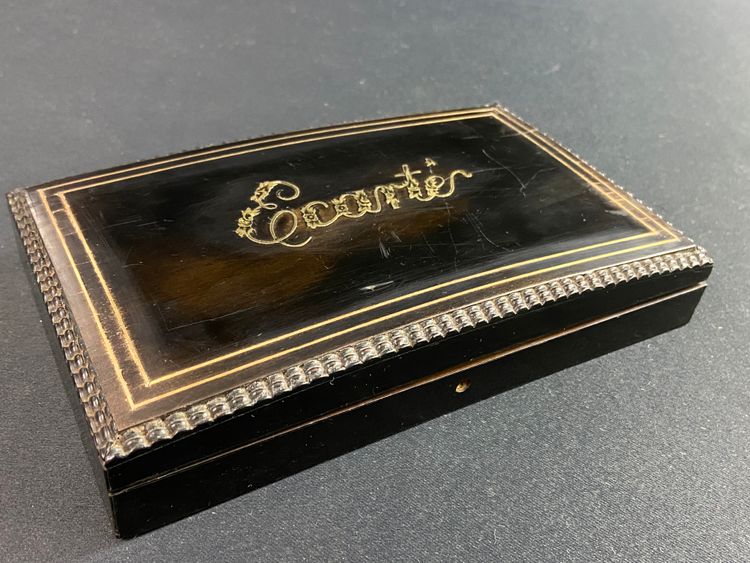 Scatola da gioco in palissandro laccato nero e ottone intarsiato Napoleone III