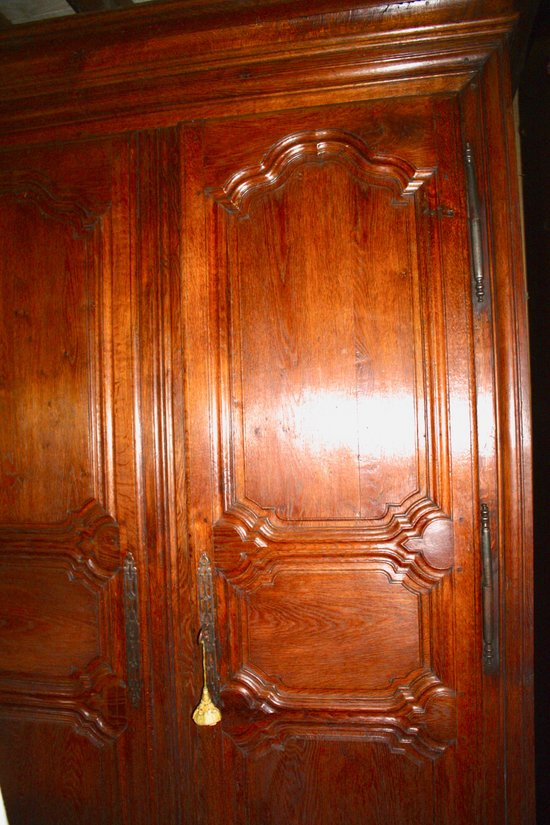 Eichenschrank aus der Zeit Louis XIV