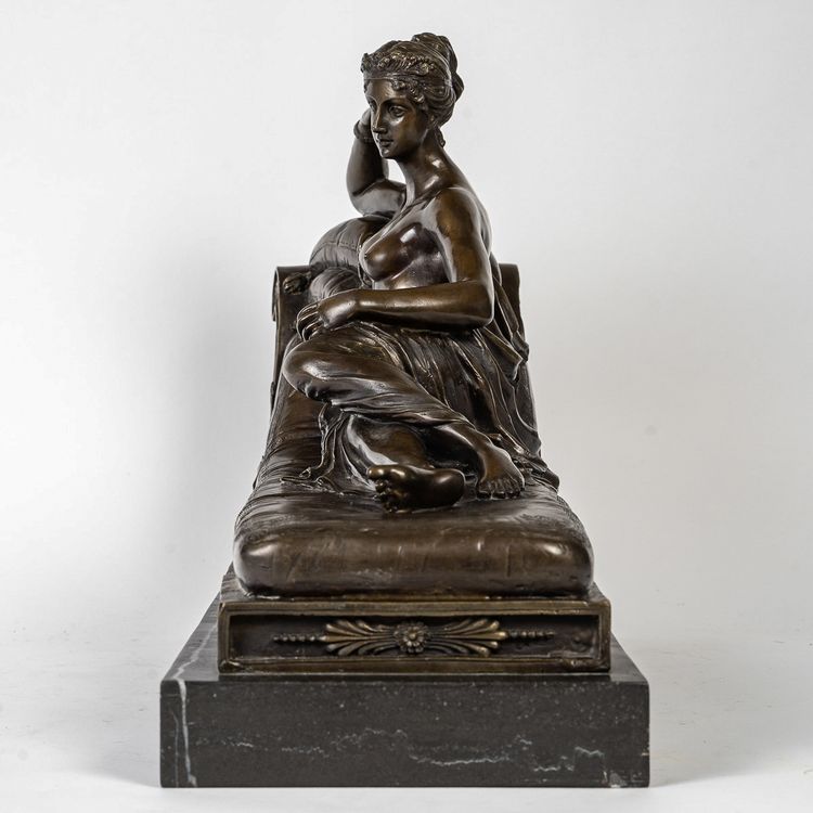 Dopo Antonio Canova (1757-1822) - Paolina Borghese detta Venere Vitrix in bronzo e marmo