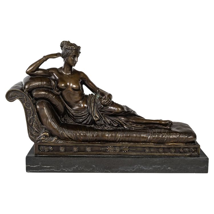 Dopo Antonio Canova (1757-1822) - Paolina Borghese detta Venere Vitrix in bronzo e marmo