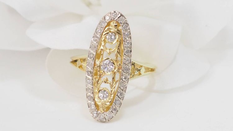 Anello Marquise in oro bicolore e diamanti