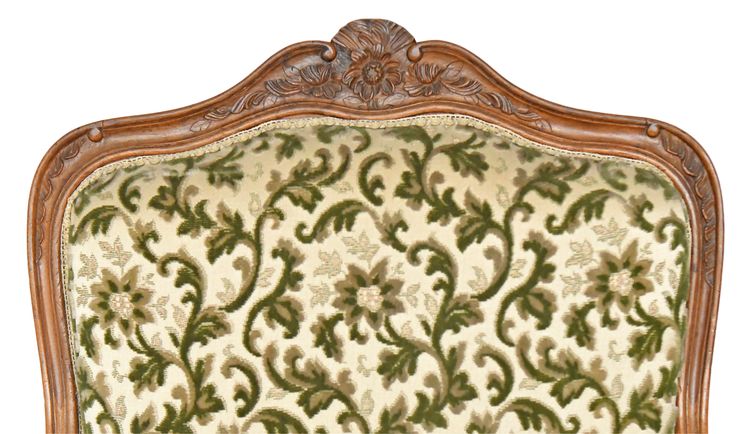 Paire de fauteuils cabriolet de style Louis XV 