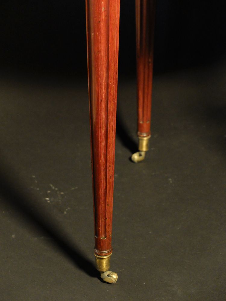 Table bouillotte et son bouchon d'époque Louis XVI 