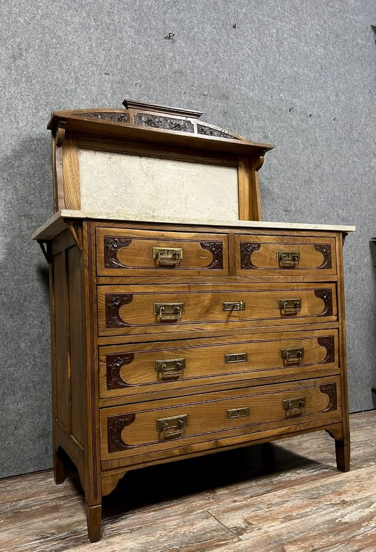 Im Geiste der Schule von Nancy: Schöne Jugendstil-Kommode aus Eiche um 1900