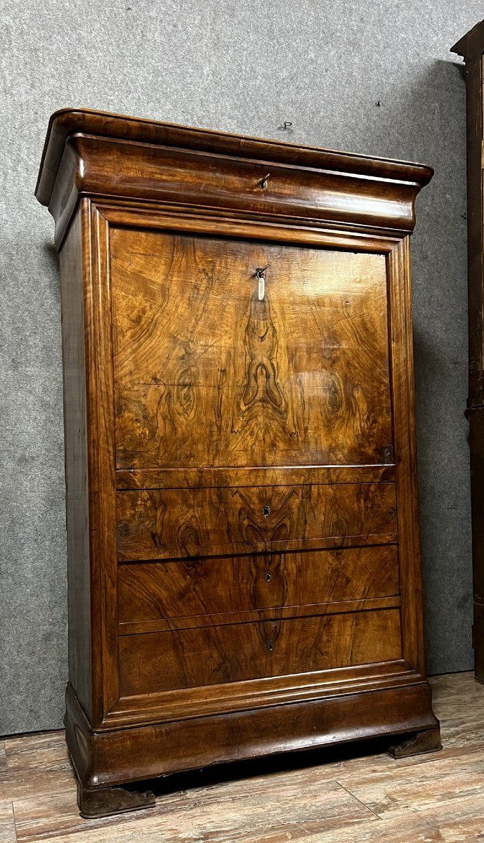 Scrivania a due cassetti in noce di epoca Luigi Filippo, 1830 ca.