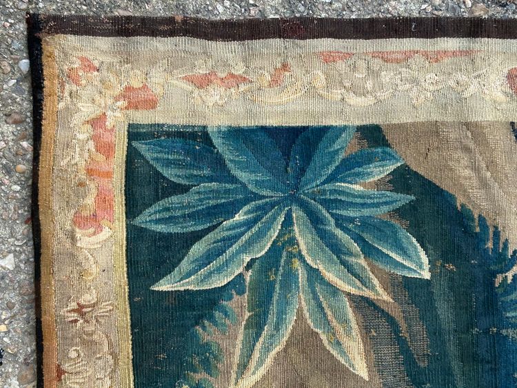 Tapestry from the Royal Aubusson Factory, 18th century - Gallant Scene.