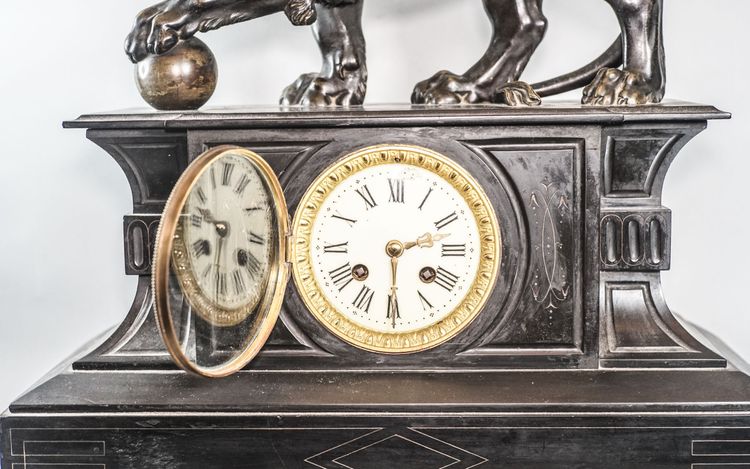VENICE LION CLOCK in bronze and marble, NAPOLEON III period