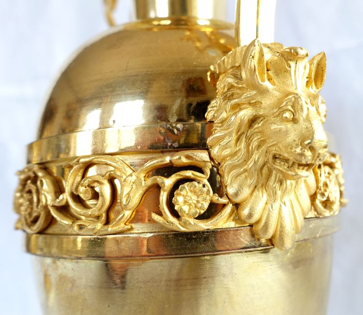 Claude Galle (attributed to): pair of Directoire period cassolettes in mercury-gilded bronze