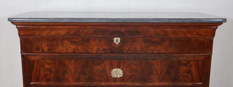 Restoration period flamed mahogany chest of drawers