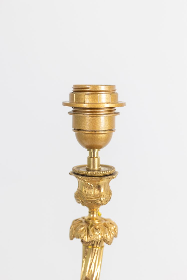 Bronze lamp representing a putti, marble base. Circa 1880. LS60321009G