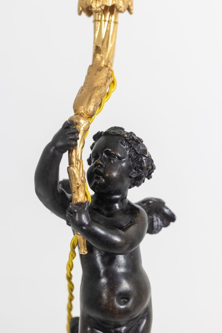 Bronze lamp representing a putti, marble base. Circa 1880. LS60321009G