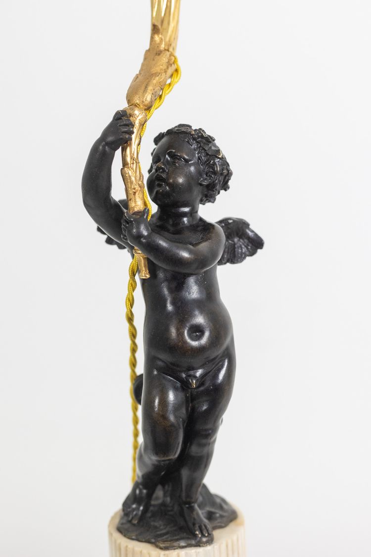Bronze lamp representing a putti, marble base. Circa 1880. LS60321009G