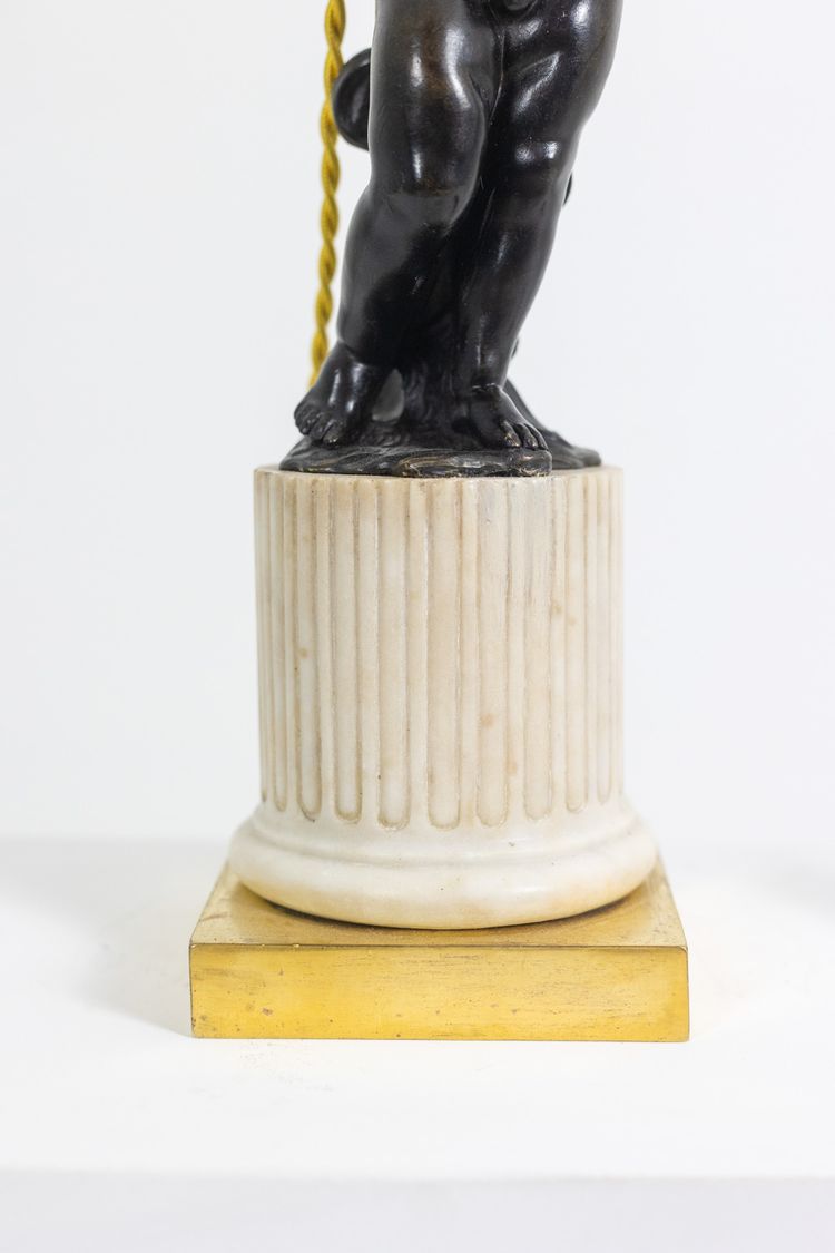 Bronze lamp representing a putti, marble base. Circa 1880. LS60321009G