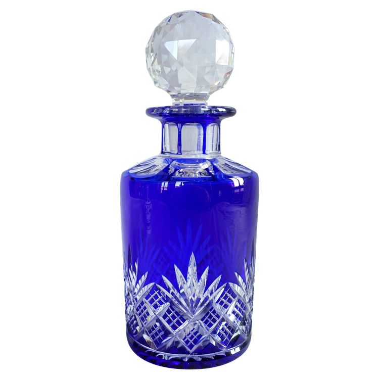Large alcohol or perfume bottle in blue overlay Baccarat crystal - Douai model - 20.2cm