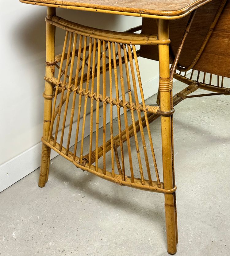 Scrivania in rattan vintage anni '60