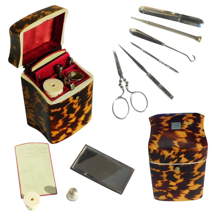Antique Travel Sewing Set XIXth Century Sewing Scissors Shell Case Needle